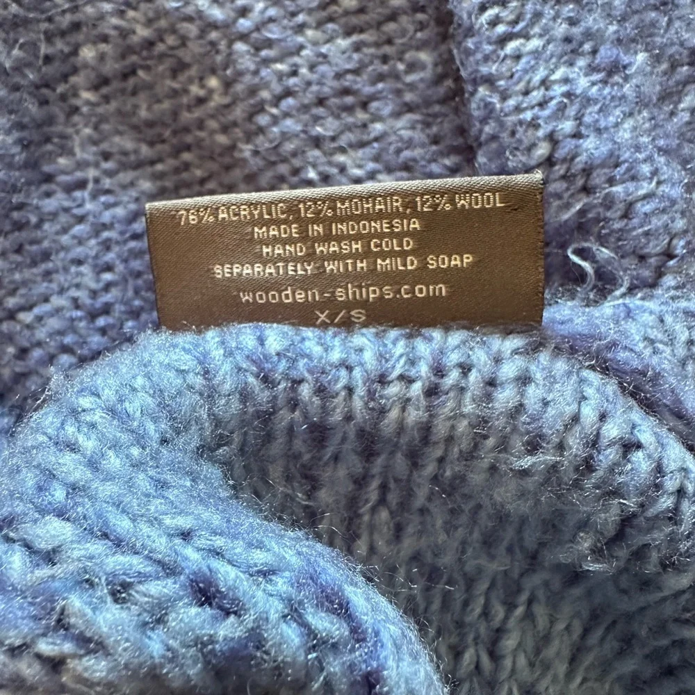 Small sweater - Picture 2 of 4